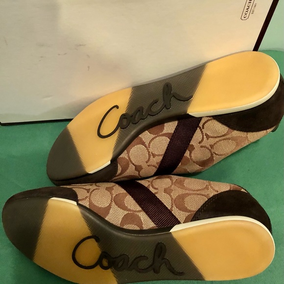NIB Vintage Coach Juli Sneakers - Picture 5 of 6
